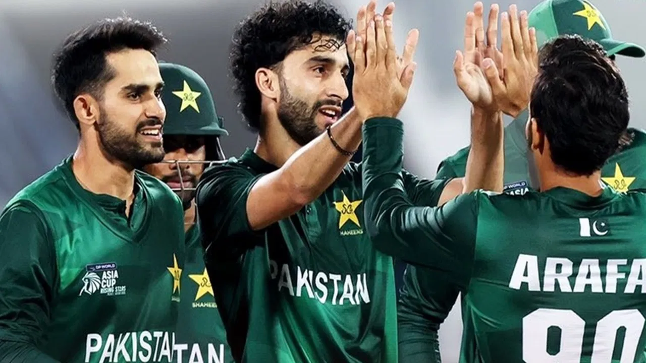 Asia Cup Rising Stars: पाकिस्तानी टीम को जीत का बड़ा नाम, मिलेंगे इतने करोड़ रुपये Asia Cup Rising Stars: पाकिस्तानी टीम को जीत का बड़ा नाम, मिलेंगे इतने करोड़ रुपये