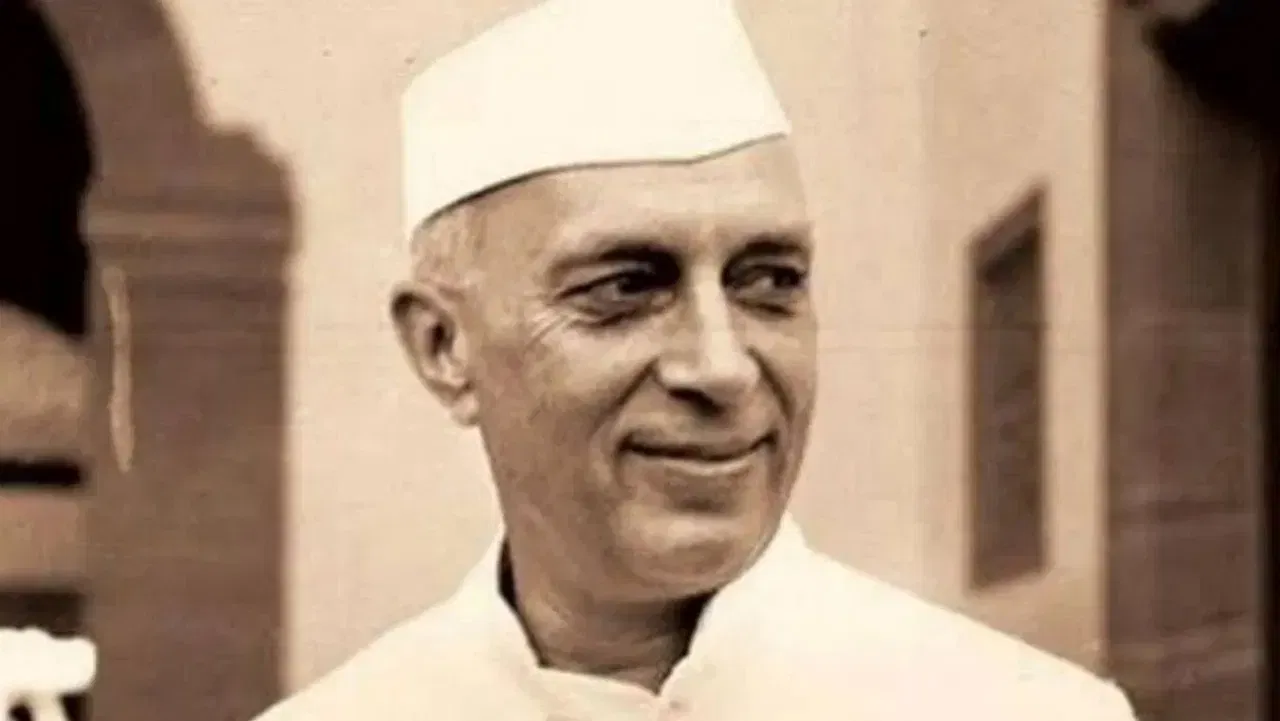 ‘Chacha Nehru’ ने कहां से पास की थी 5वीं क्लास? जानें उनके पास कौन सी डिग्री, बाल दिवस पर जानें नेहरू के बचपन के बारे में 'Chacha Nehru' ने कहां से पास की थी 5वीं क्लास? जानें उनके पास कौन सी डिग्री, बाल दिवस पर जानें नेहरू के बचपन के बारे में
