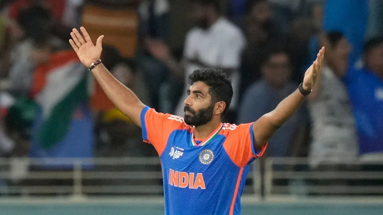 IND vs AUS: सिर्फ 4 विकेट… इतिहास रचने के करीब जसप्रीत बुमराह, बन जाएंगे नंबर-1 IND vs AUS: सिर्फ 4 विकेट... इतिहास रचने के करीब जसप्रीत बुमराह, बन जाएंगे नंबर-1