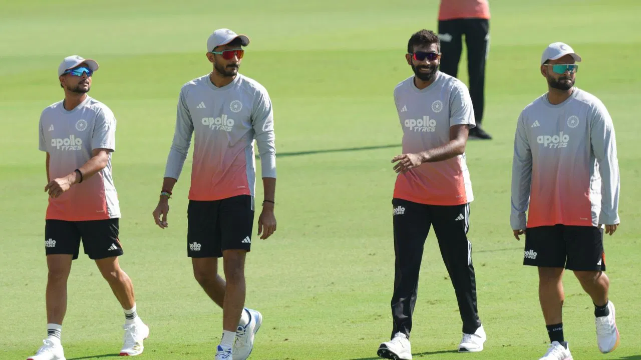 IND vs SA 2nd Test: गुवाहाटी में सिर्फ शुभमन नहीं, ये स्टार भी होगा प्लेइंग-11 से बाहर! गंभीर के लिए फैसले की घड़ी IND vs SA 2nd Test: गुवाहाटी में सिर्फ शुभमन नहीं, ये स्टार भी होगा प्लेइंग-11 से बाहर! गंभीर के लिए फैसले की घड़ी