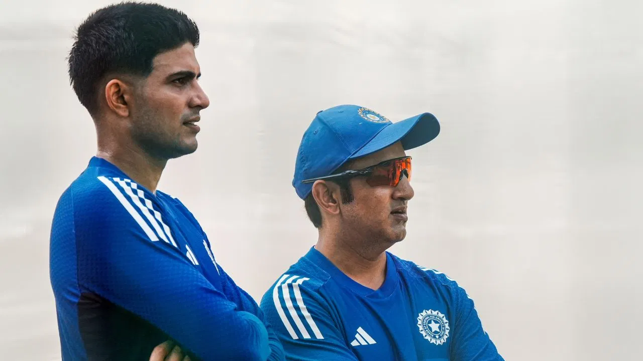 IND vs SA: टेस्ट सीरीज के लिए सबसे पहले पहुंचेंगे ये 4 स्टार, कोलकाता में इस दिन जुटेगी पूरी टीम इंडिया IND vs SA: टेस्ट सीरीज के लिए सबसे पहले पहुंचेंगे ये 4 स्टार, कोलकाता में इस दिन जुटेगी पूरी टीम इंडिया