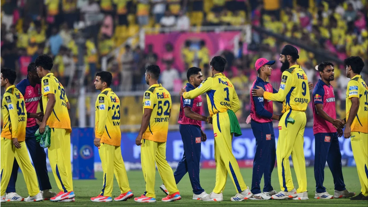 IPL 2026 Retained Players List: रिटेंशन के बाद किस टीम का है क्या हाल? देखिए हर फ्रेंचाइजी का पूरा स्क्वॉड IPL 2026 Retained Players List: रिटेंशन के बाद किस टीम का है क्या हाल? देखिए हर फ्रेंचाइजी का पूरा स्क्वॉड