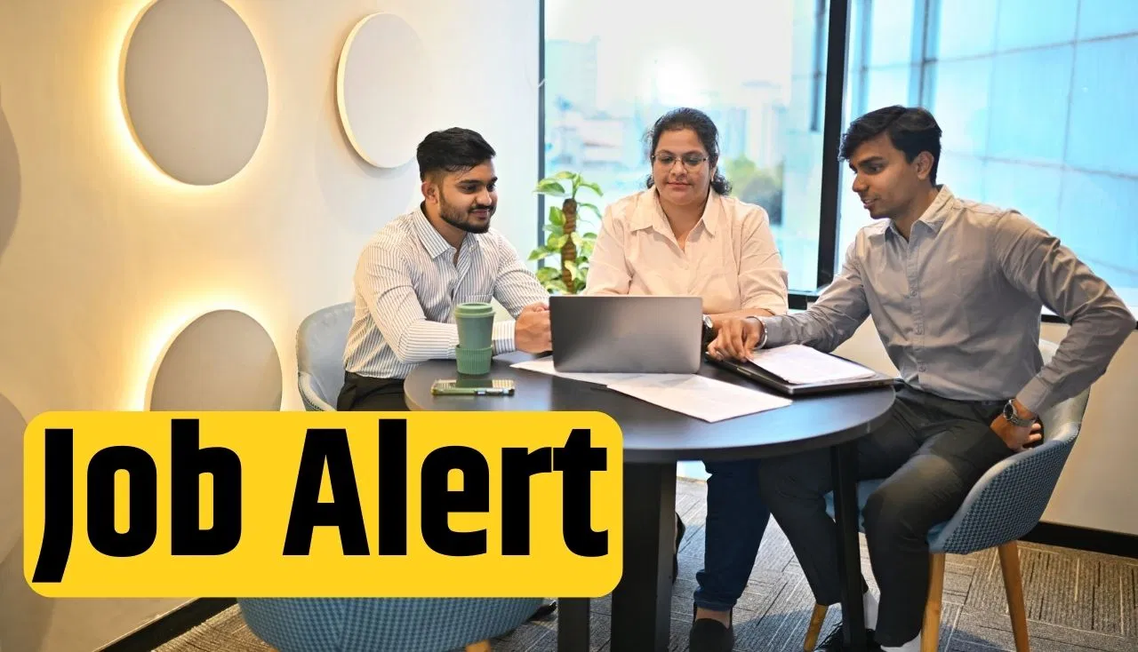 Job Alert: BOI में अप्रेंटिस का मौका, UPSC ने जारी किया 2026 एग्जाम कैलेंडर, पढ़ें लेटेस्ट जॉब अलर्ट Job Alert: UP और रेलवे में अप्रेंटिस के बंपर मौके, युवाओं के लिए खुल रहे कई अवसर, पढ़ें जॉब अलर्ट