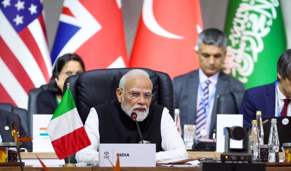 Prime Minister Modi ने AI का दुरुपयोग रोकने के लिए वैश्विक समझौते का आह्वान किया Prime Minister Modi ने AI का दुरुपयोग रोकने के लिए वैश्विक समझौते का आह्वान किया