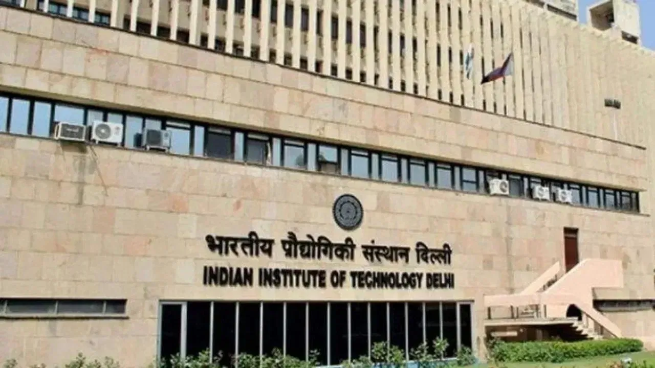 QS Asia University Rankings 2026: क्यूएस एशिया रैंकिंग 2026 में IIT दिल्ली फिर भारत की नंबर-1 यूनिवर्सिटी बनी QS Asia University Rankings 2026: क्यूएस एशिया रैंकिंग 2026 में IIT दिल्ली फिर भारत की नंबर-1 यूनिवर्सिटी बनी