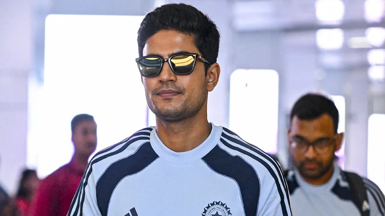 Shubman Gill: ‘आराम करना है तो IPL छोड़ दें शुभमन गिल’, कप्तानी छोड़ने की सलाह भी मिली Shubman Gill: 'आराम करना है तो IPL छोड़ दें शुभमन गिल', कप्तानी छोड़ने की सलाह भी मिली