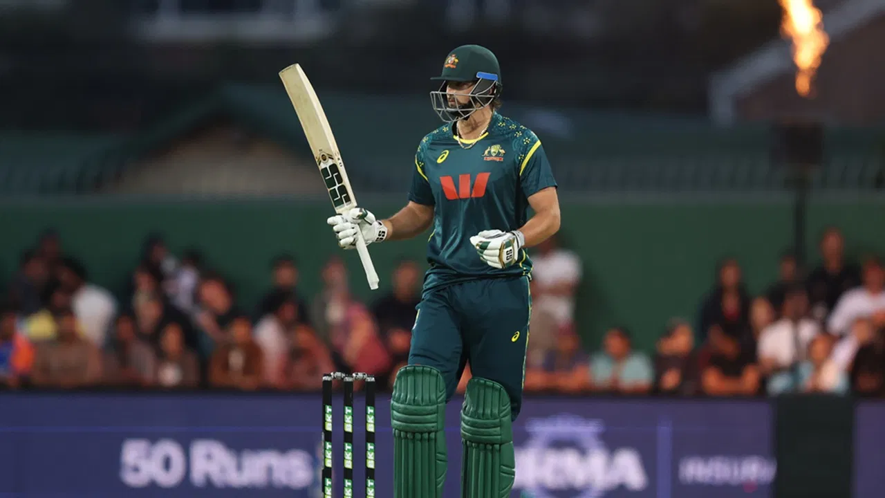 Tim David Six: टिम डेविड ने मारा इंटरनेशनल क्रिकेट इतिहास का सबसे लंबा छक्का, 100-120 मीटर नहीं इतनी दूर गई गेंद Tim David Six: टिम डेविड ने मारा इंटरनेशनल क्रिकेट इतिहास का सबसे लंबा छक्का, 100-120 मीटर नहीं इतनी दूर गई गेंद