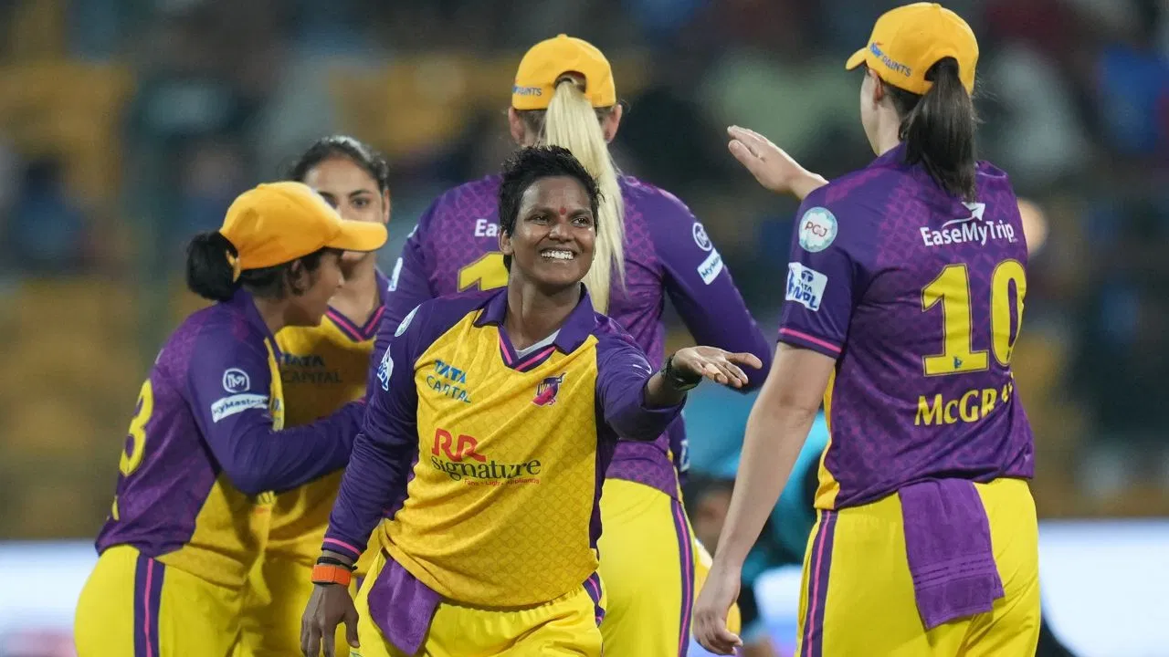 WPL 2026 Retention List: दीप्ति शर्मा को नहीं किया गया रिटेन, सभी टीमों की लिस्ट आई सामने WPL 2026 Retention List: दीप्ति शर्मा को नहीं किया गया रिटेन, सभी टीमों की लिस्ट आई सामने