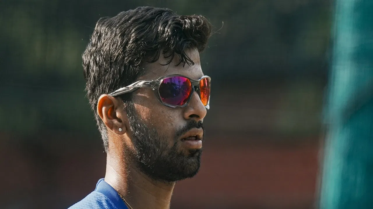 Washington Sundar: वॉशिंगटन सुंदर की गलती से टीम इंडिया को हुआ बहुत बड़ा नुकसान, कप्तान ने गेंदबाजी भी नहीं दी Washington Sundar: वॉशिंगटन सुंदर की गलती से टीम इंडिया को हुआ बहुत बड़ा नुकसान, कप्तान ने गेंदबाजी भी नहीं दी