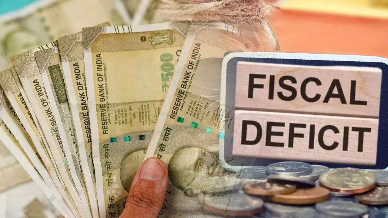 अप्रैलअक्टूबर में खर्च में बंपर उछाल, राजकोषीय घाटा बढ़कर हुआ 8.25 लाख करोड़ रुपए अप्रैलअक्टूबर में खर्च में बंपर उछाल, राजकोषीय घाटा बढ़कर हुआ 8.25 लाख करोड़ रुपए