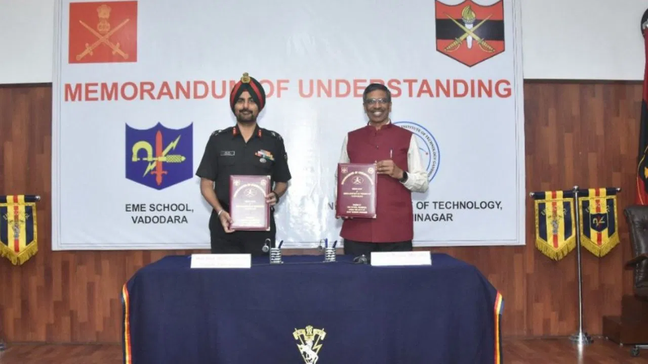 इनोवेशन को मिलेगा और बढ़ावा… सेना और IIT गांधीनगर ने मिलाया हाथ, साइन किया ये MoU इनोवेशन को मिलेगा और बढ़ावा... सेना और IIT गांधीनगर ने मिलाया हाथ, साइन किया ये MoU
