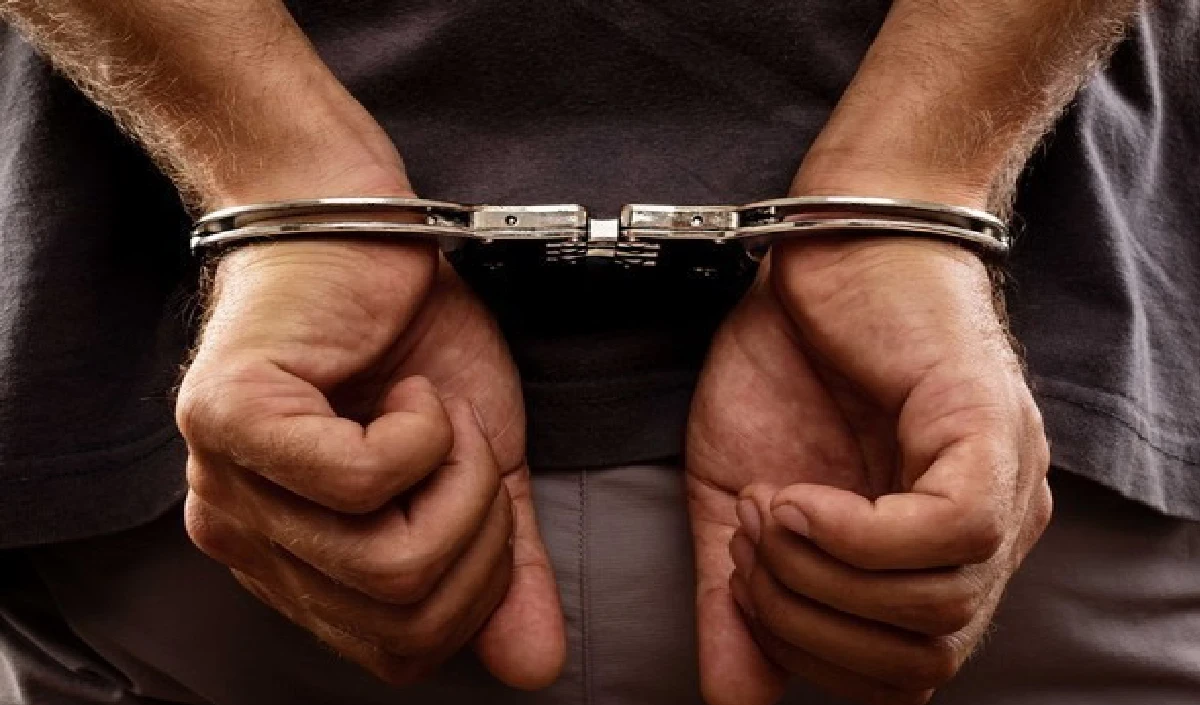 एनसीबी का बड़ा खुलासा, दुबई से भारत ड्रग्स तस्करी का मास्टरमाइंड पवन ठाकुर UAE में दबोचा एनसीबी का बड़ा खुलासा, दुबई से भारत ड्रग्स तस्करी का मास्टरमाइंड पवन ठाकुर UAE में दबोचा