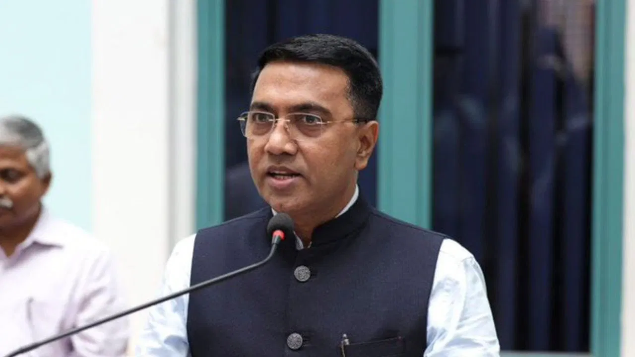 गोवा में कलेक्टर ही लगा सकेंगे रासुका, क्यों दी गई इतनी शक्ति? गोवा में कलेक्टर ही लगा सकेंगे रासुका, क्यों दी गई इतनी शक्ति?