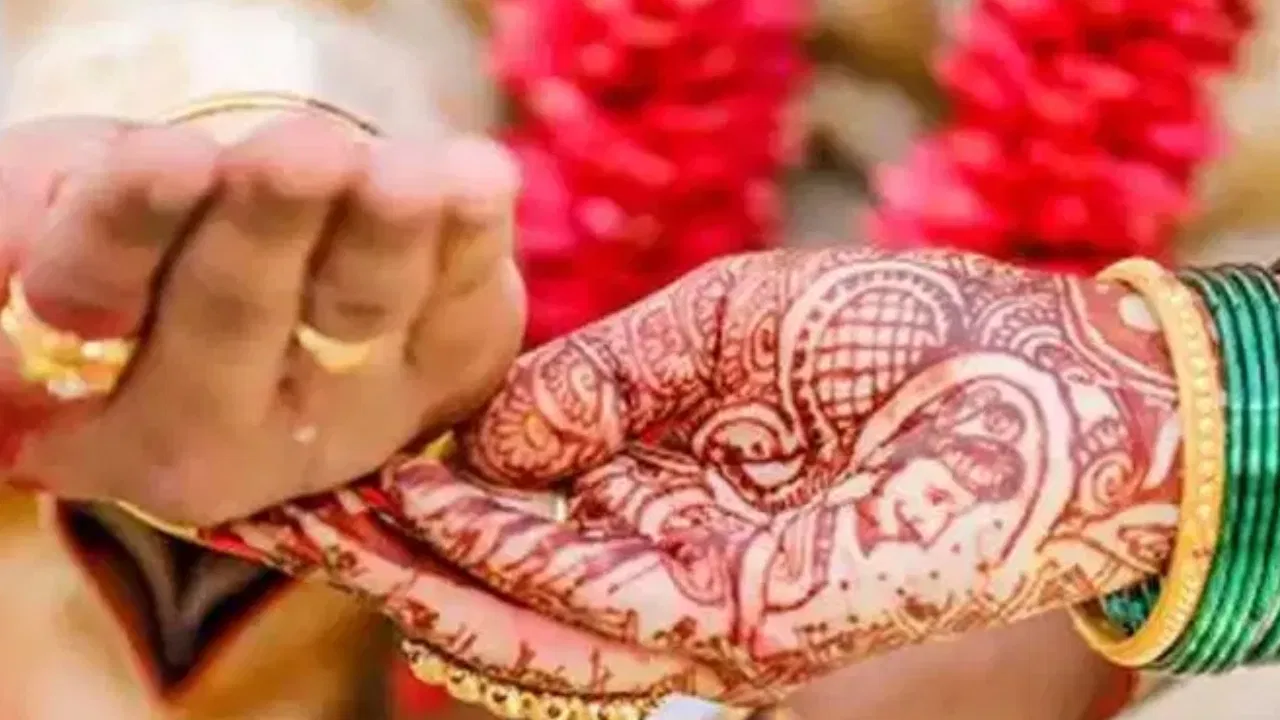 ताकि न टूटे रिश्तों की डोर… कानपुर में प्री वेडिंग शूट की तर्ज पर होगी प्री मैरिज काउंसलिंग ताकि न टूटे रिश्तों की डोर... कानपुर में प्री वेडिंग शूट की तर्ज पर होगी प्री मैरिज काउंसलिंग