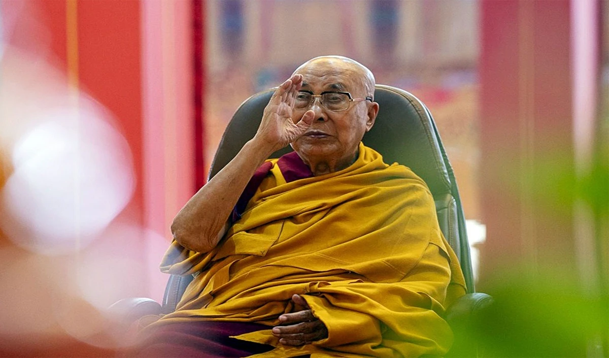 तिब्बती पहचान पर चीन की नज़र? प्राग घोषणापत्र में दलाई लामा के उत्तराधिकार पर हस्तक्षेप का कड़ा विरोध तिब्बती पहचान पर चीन की नज़र? प्राग घोषणापत्र में दलाई लामा के उत्तराधिकार पर हस्तक्षेप का कड़ा विरोध