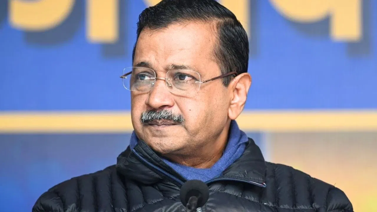 दिल्ली विधानसभा में प्रिविलेज कमेटी के सामने फिर पेश नहीं हुए केजरीवाल-सिसोदिया, जानें क्या है फांसी घर केस दिल्ली विधानसभा में प्रिविलेज कमेटी के सामने फिर पेश नहीं हुए केजरीवाल-सिसोदिया, जानें क्या है फांसी घर केस