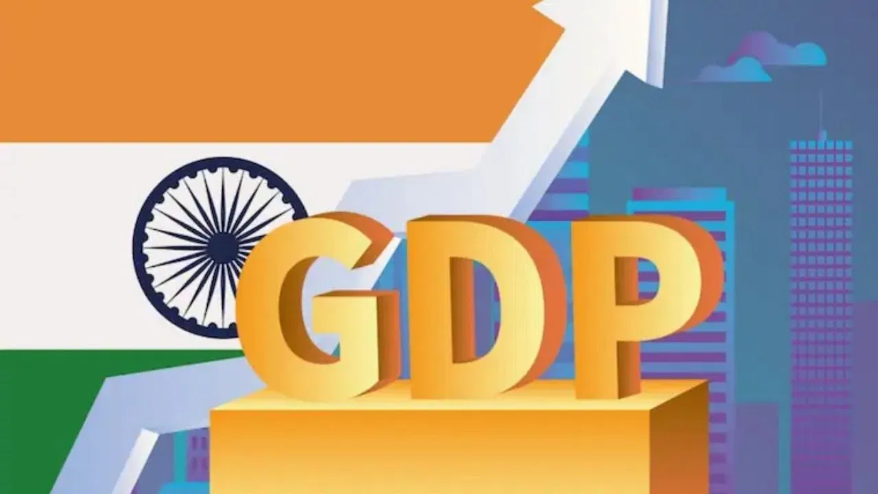 दुनिया भर की मंदी के बीच भारत ने किया कमाल, फर्राटे से बढ़ रही है देश की अर्थव्यवस्था! दुनिया भर की मंदी के बीच भारत ने किया कमाल, फर्राटे से बढ़ रही है देश की अर्थव्यवस्था!