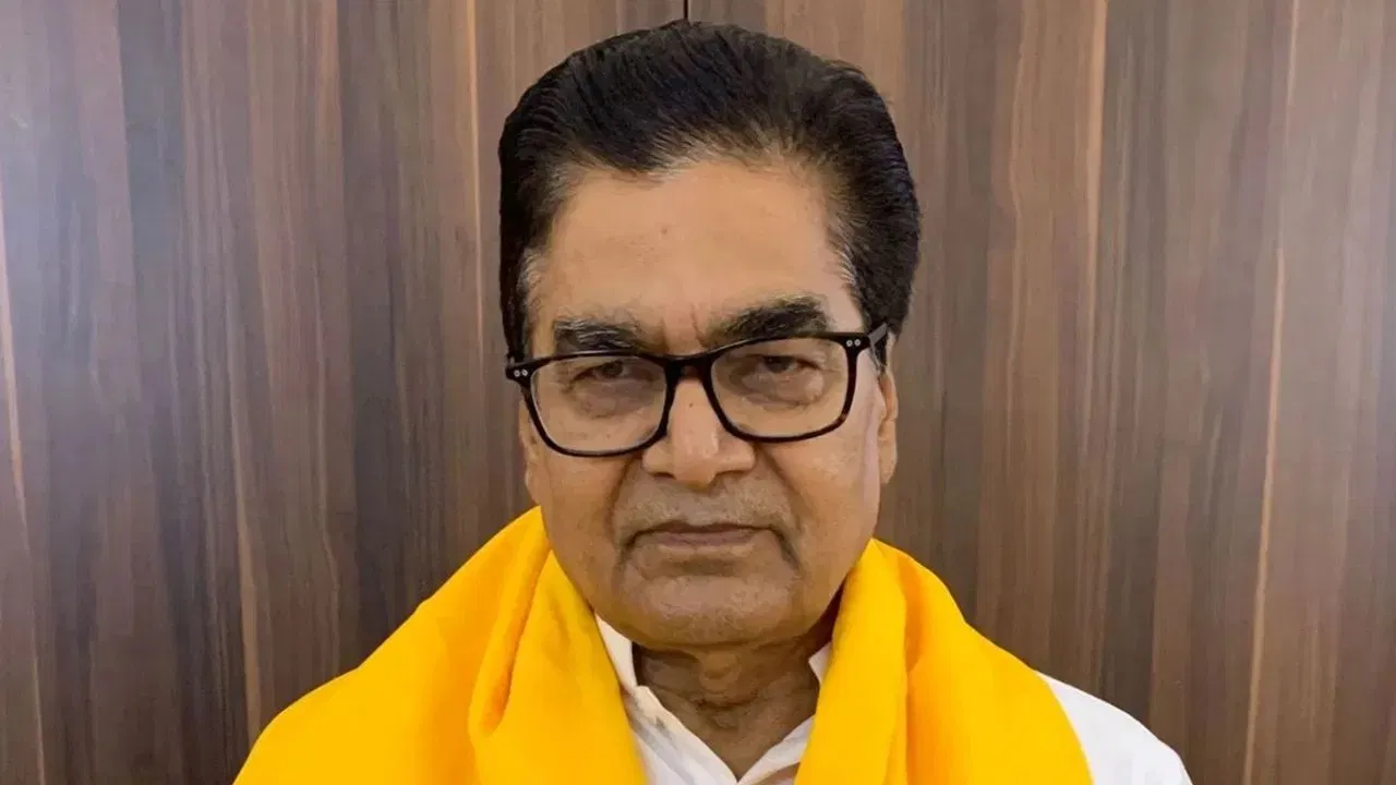 देश में अभी तक एक भी घुसपैठिया पकड़ नहीं पाई सरकार… SP नेता रामगोपाल यादव ने SIR पर उठाए सवाल देश में अभी तक एक भी घुसपैठिया पकड़ नहीं पाई सरकार... SP नेता रामगोपाल यादव ने SIR पर उठाए सवाल