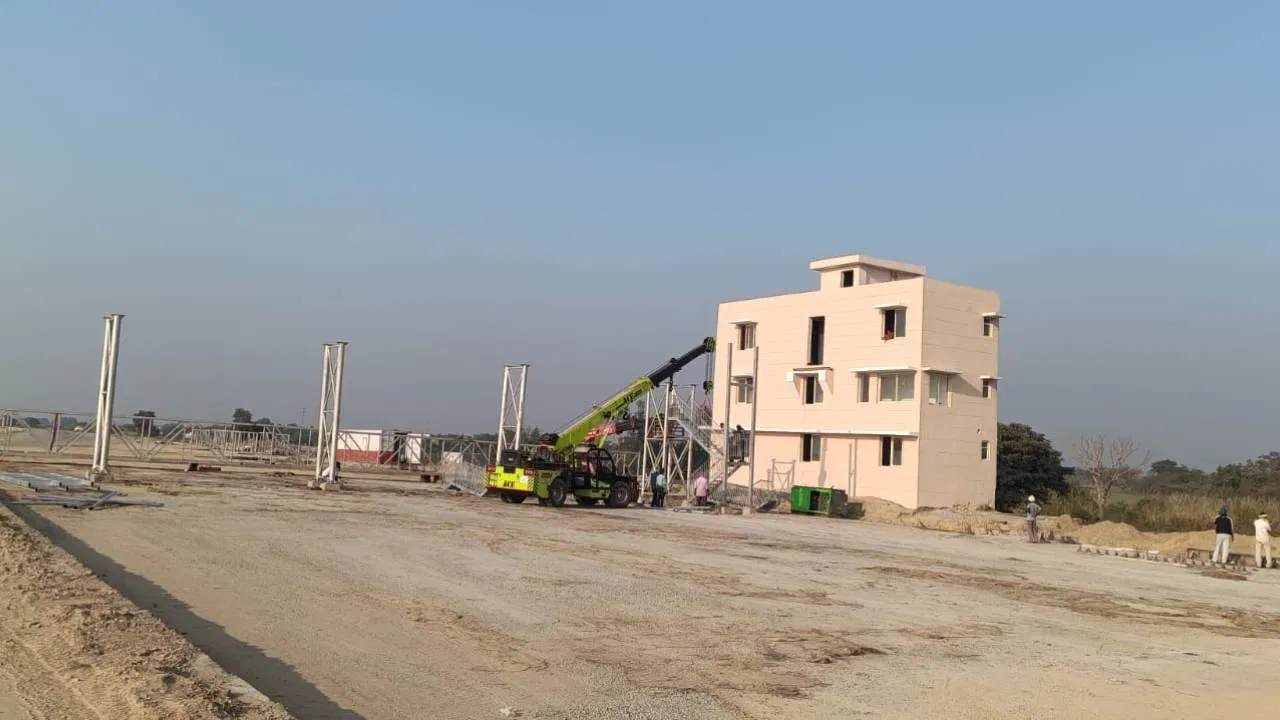 नोएडा टू फरीदाबाद… ग्रीनफील्ड एक्सप्रेसवे यात्रा बनाएगा आसान, कितना पूरा हुआ काम? जानें पूरी डिटेल नोएडा टू फरीदाबाद... ग्रीनफील्ड एक्सप्रेसवे यात्रा बनाएगा आसान, कितना पूरा हुआ काम? जानें पूरी डिटेल