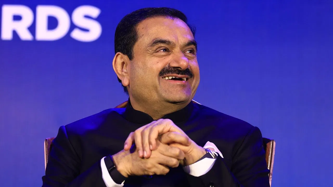 गौतम अडानी ने खरीदा ट्रेड कैसल टेक पार्क, खर्च कर डाले 231 करोड़ रुपए प्रॉफिट के जश्न में डूबा अडानी ग्रुप, कंपनियों को हुआ दो से चार गुना तक मुनाफा