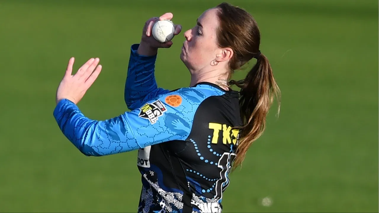 भारत की होने वाली बहू का WBBL में कमाल, 4 ओवर में जितने चौके नहीं खाए, उससे ज्यादा विकेट उड़ाए भारत की होने वाली बहू का WBBL में कमाल, 4 ओवर में जितने चौके नहीं खाए, उससे ज्यादा विकेट उड़ाए