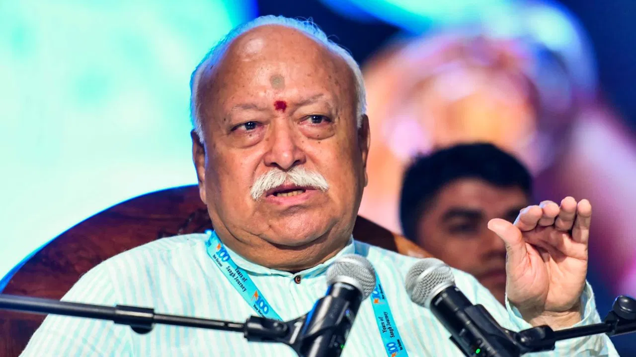 भारत को हिंदू राष्ट्र घोषित करना नहीं जरूरी… असम में मोहन भागवत ने क्यों कही ये बात? भारत को हिंदू राष्ट्र घोषित करना नहीं जरूरी... असम में मोहन भागवत ने क्यों कही ये बात?
