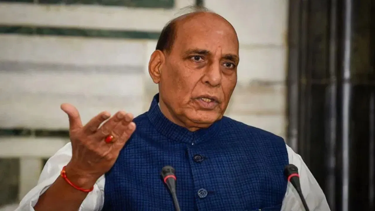 राजनाथ सिंह सोमवार को 16डीपीएसयू के वार्षिक प्रदर्शन की करेंगे समीक्षा, दिल्ली में होगा कार्यक्रम राजनाथ सिंह सोमवार को 16डीपीएसयू के वार्षिक प्रदर्शन की करेंगे समीक्षा, दिल्ली में होगा कार्यक्रम