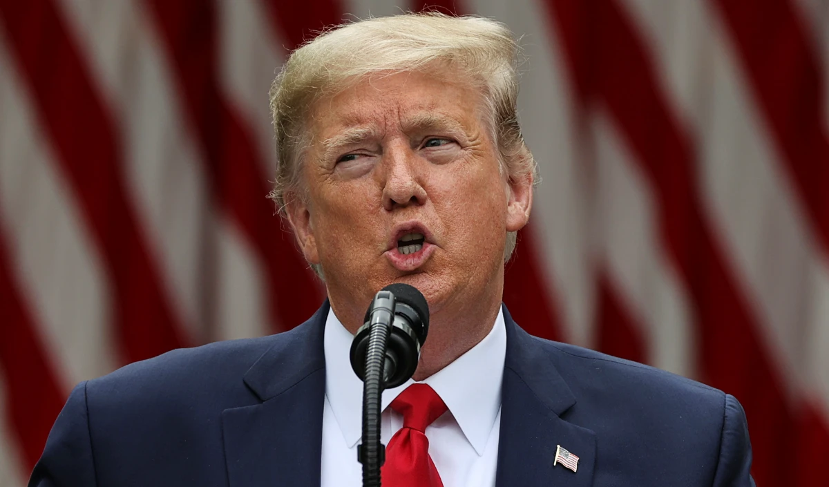 रूस के साथ व्यापार करने वाले देशों को भुगतने पड़ेंगे बेहद बुरे परिणाम, Trump ने कड़े प्रतिबंधों का किया ऐलान रूस के साथ व्यापार करने वाले देशों को भुगतने पड़ेंगे बेहद बुरे परिणाम, Trump ने कड़े प्रतिबंधों का किया ऐलान