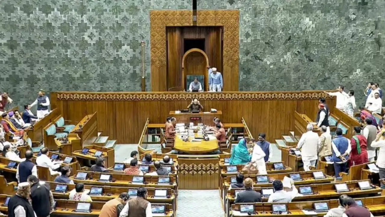 संसद के शीत सत्र से पहले सरकार ने बुलाई सर्वदलीय बैठक, रिजिजू ने सभी दलों के लीडर्स को लिखी चिट्ठी संसद के शीत सत्र से पहले सरकार ने बुलाई सर्वदलीय बैठक, रिजिजू ने सभी दलों के लीडर्स को लिखी चिट्ठी