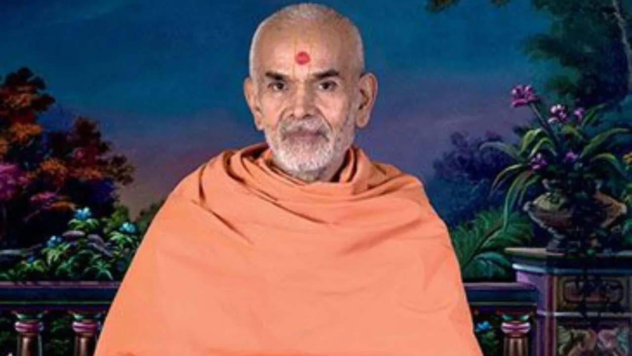 संस्कारधानी जबलपुर में संस्कृति, सेवा और अध्यात्म का संगम… अक्षरधाम के महंत स्वामी महाराज की जन्मभूमि पर ‘जीवन उत्कर्ष महोत्सव’ का दिव्य शुभारंभ संस्कारधानी जबलपुर में संस्कृति, सेवा और अध्यात्म का संगम... अक्षरधाम के महंत स्वामी महाराज की जन्मभूमि पर 'जीवन उत्कर्ष महोत्सव' का दिव्य शुभारंभ