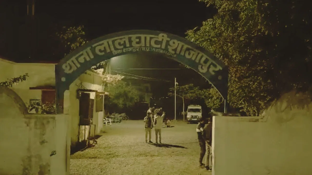 10 साल के बच्चे से मंदिर में साधु ने की अश्लील हरकत, शाजापुर पुलिस ने दर्ज की FIR… आरोपी गिरफ्तार 10 साल के बच्चे से मंदिर में साधु ने की अश्लील हरकत, शाजापुर पुलिस ने दर्ज की FIR... आरोपी गिरफ्तार