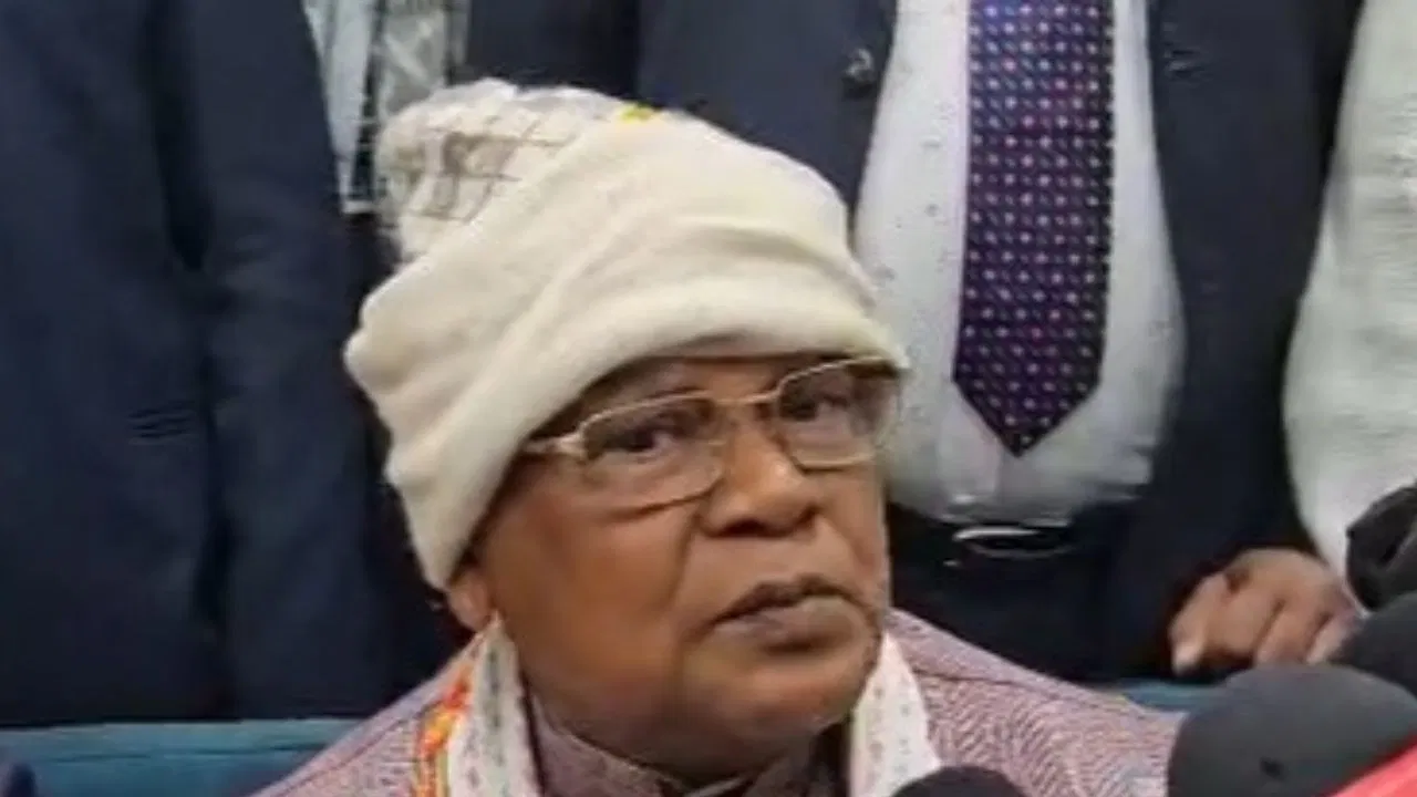22 साल के लड़के नहीं, 74 साल के बुजुर्ग हैं नीतीश… हिजाब विवाद पर जीतनराम मांझी बोले- मंशा गलत नहीं थी 22 साल के लड़के नहीं, 74 साल के बुजुर्ग हैं नीतीश... हिजाब विवाद पर जीतनराम मांझी बोले- मंशा गलत नहीं थी