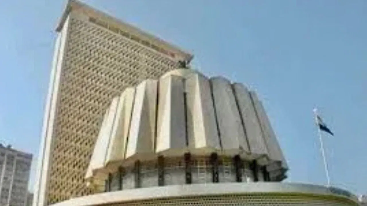 4 पत्रकारों को 5 दिन की जेल… महाराष्ट्र की विशेषाधिकार समिति ने आखिर क्यों की ये सिफारिश 4 पत्रकारों को 5 दिन की जेल... महाराष्ट्र की विशेषाधिकार समिति ने आखिर क्यों की ये सिफारिश