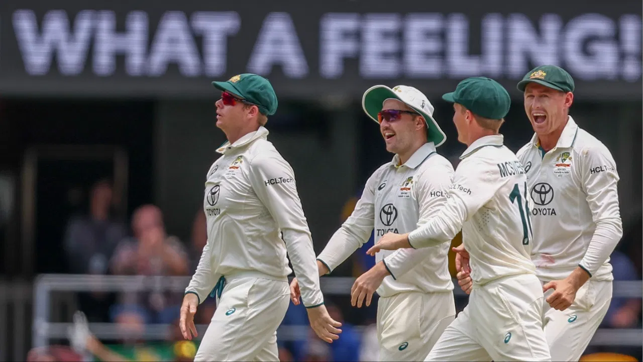 AUS vs ENG: पैट कमिंस- नाथन लायन बाहर, 4 साल बाद लौटा ये खिलाड़ी, बॉक्सिंग डे टेस्ट के लिए ऑस्ट्रेलियाई टीम का ऐलान AUS vs ENG: पैट कमिंस- नाथन लायन बाहर, 4 साल बाद लौटा ये खिलाड़ी, बॉक्सिंग डे टेस्ट के लिए ऑस्ट्रेलियाई टीम का ऐलान