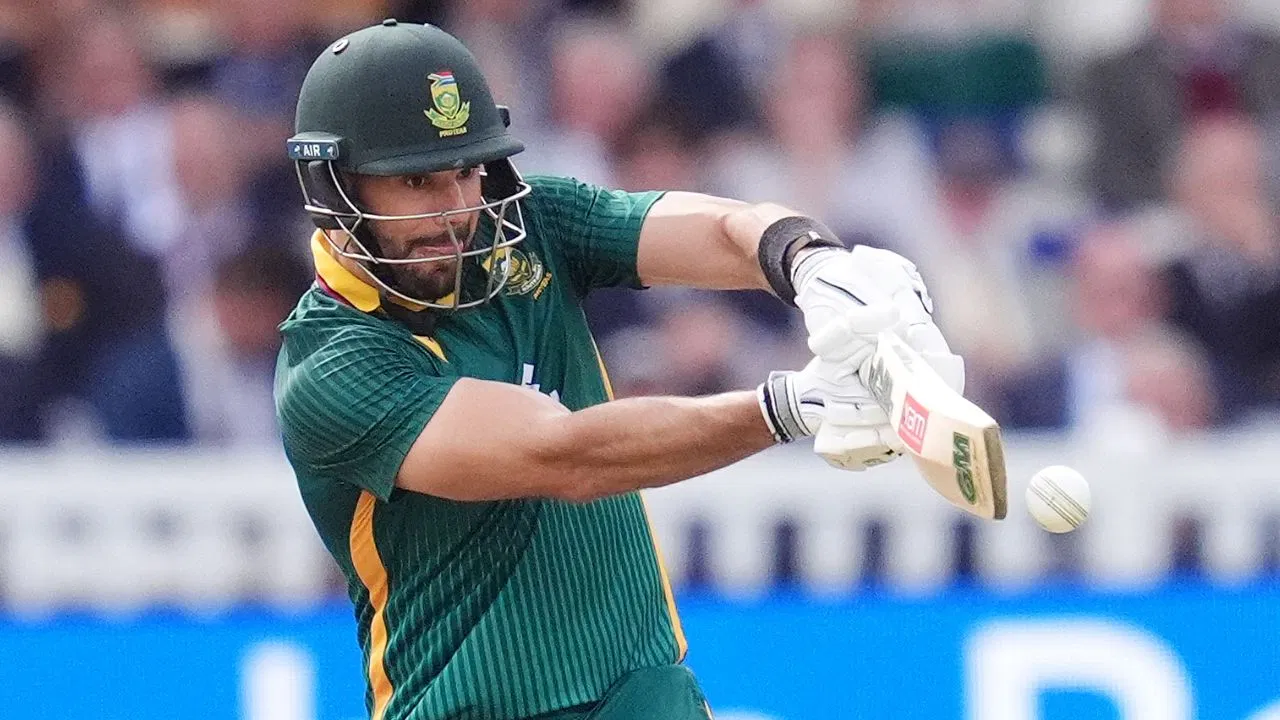 Aiden Markram Century: एडेन मार्करम ने ठोका तूफानी शतक, यशस्वी जायसवाल ने दिया ‘गिफ्ट’ Aiden Markram Century: एडेन मार्करम ने ठोका तूफानी शतक, यशस्वी जायसवाल ने दिया 'गिफ्ट'