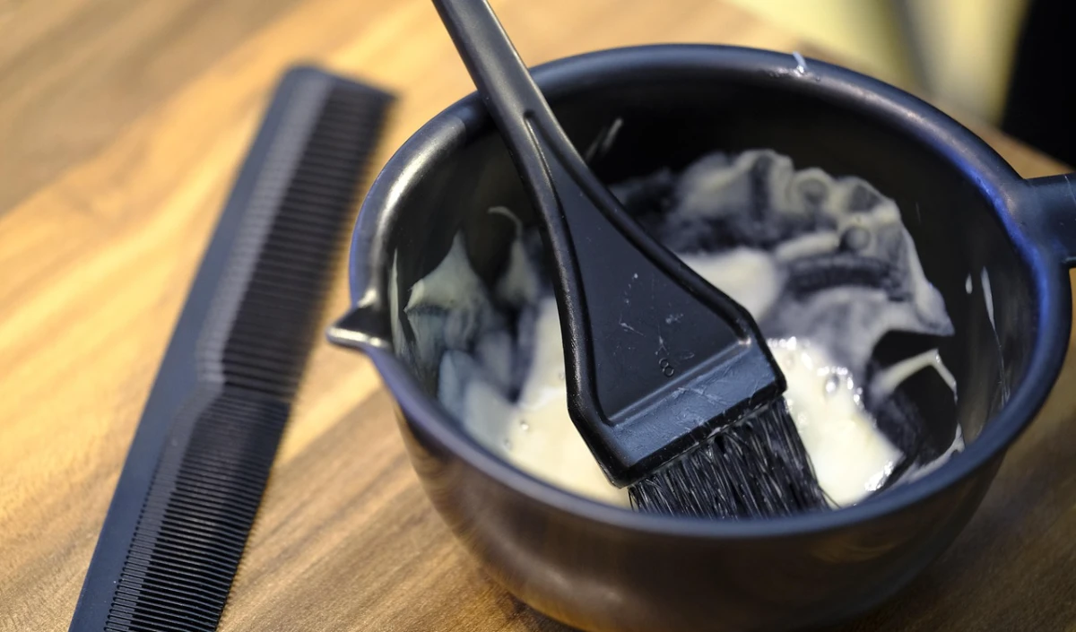 Curly Hair Care: कर्ली बालों का खास ख्याल! बनाएं स्पेशल हेयर मास्क Curly Hair Care: कर्ली बालों का खास ख्याल! बनाएं स्पेशल हेयर मास्क