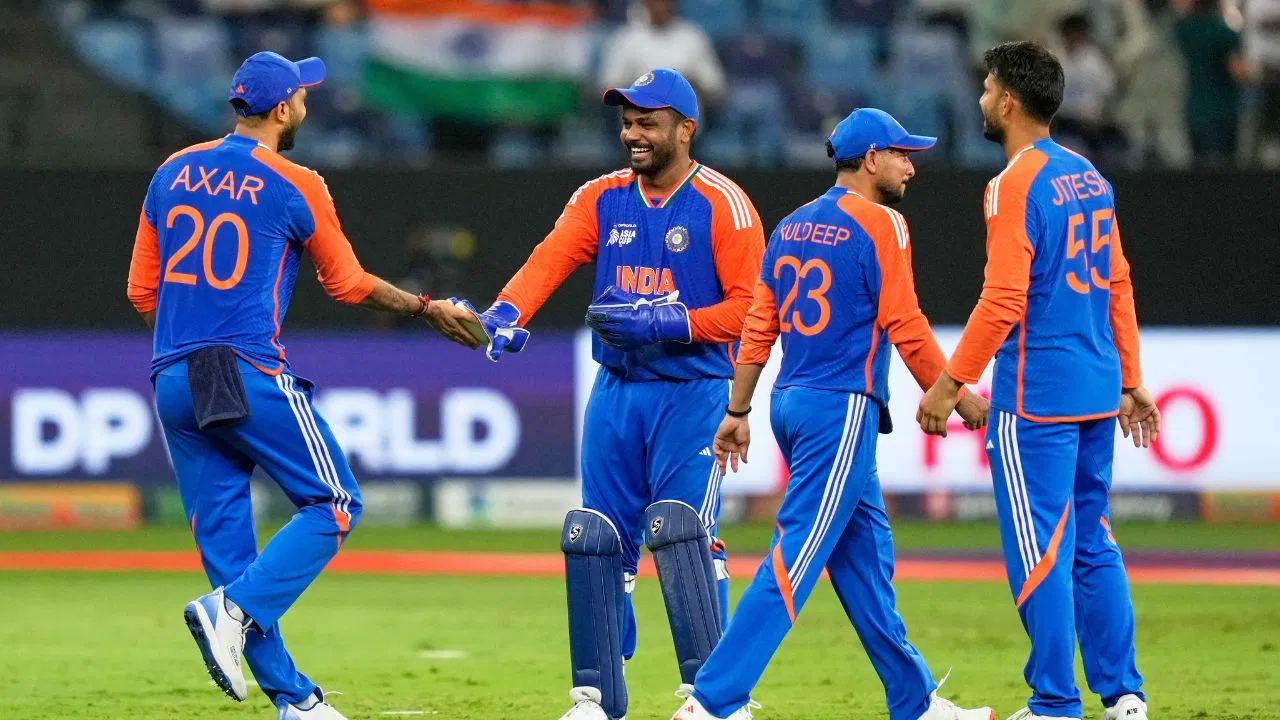 IND vs SA: संजू सैमसन का फिर कटा पत्ता, ये तीन स्टार खिलाड़ी भी बाहर, टीम इंडिया का बड़ा फैसला IND vs SA: संजू सैमसन का फिर कटा पत्ता, ये तीन स्टार खिलाड़ी भी बाहर, टीम इंडिया का बड़ा फैसला