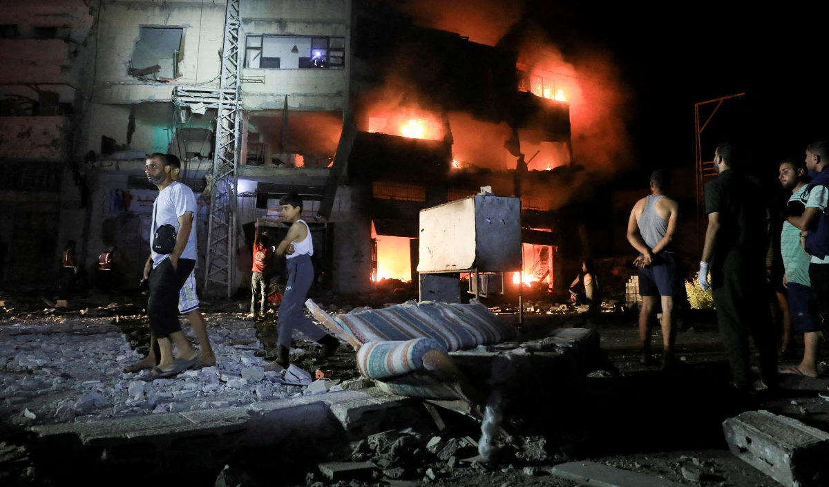 Israel पर अधिक दबाव बनाए बिना गाजा युद्ध-विराम का अगला चरण असंभव होगा: Hamas Israel पर अधिक दबाव बनाए बिना गाजा युद्ध-विराम का अगला चरण असंभव होगा: Hamas