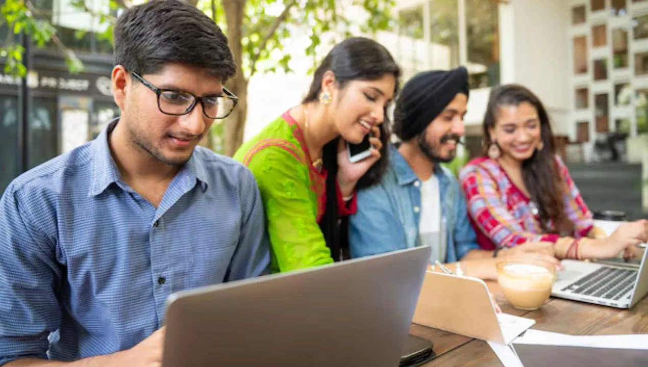 JEE Mains 2026: दिल्ली की इस यूनिवर्सिटी में 840 में से 642 बीटेक सीटें रह गई खाली JEE Mains 2026: दिल्ली की इस यूनिवर्सिटी में 840 में से 642 बीटेक सीटें रह गई खाली