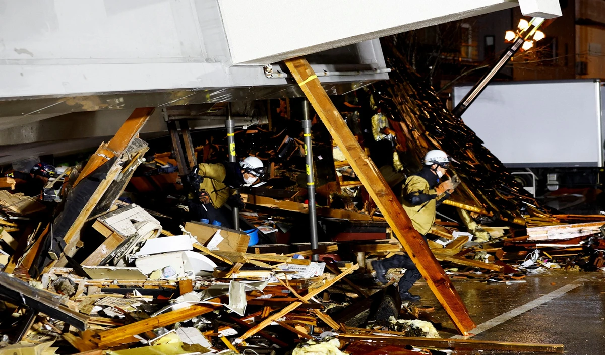 Japan earthquake: जापान में 6.7 का जोरदार भूकंप, तटीय इलाकों में सुनामी का अलर्ट Japan earthquake: जापान में 6.7 का जोरदार भूकंप, तटीय इलाकों में सुनामी का अलर्ट