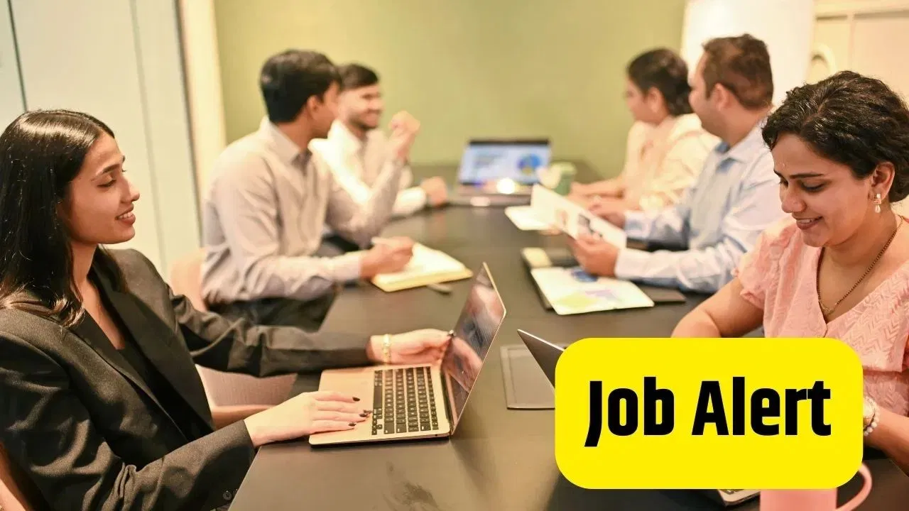 Job Alert: रेलवे में 22000 पोस्ट पर जॉब्स, बिहार में हवलदार भर्ती, MPPSC PCS में कई पदों पर वैकेंसी Job Alert: 10वीं पास के लिए जॉब्स और अप्रेंटिस का मौका, संस्कृत यूनिवर्सिटी में टीचिंग और नॉन टीचिंग पोस्ट में वैंकेसी, पढ़े जॉब अलर्ट