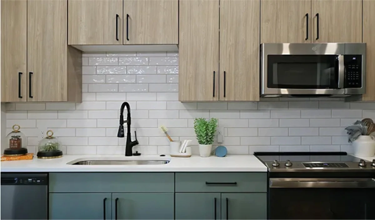 Kitchen Cleaning Hacks: किचन चिमनी की चिकनाई पल भर में गायब, बिना जाली निकाले चमकाएं नई जैसी, जानें ये सीक्रेट हैक Kitchen Cleaning Hacks: किचन चिमनी की चिकनाई पल भर में गायब, बिना जाली निकाले चमकाएं नई जैसी, जानें ये सीक्रेट हैक