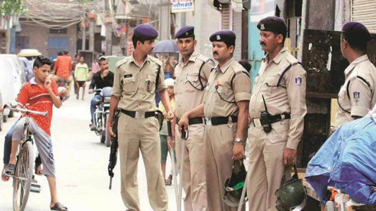 MP: 5 साल पहले बहन ने किया था सुसाइड…. उसके कैरेक्टर पर उठा सवाल तो आगबबूला हुआ भाई, ईंट से वारकर युवक की हत्या MP: 5 साल पहले बहन ने किया था सुसाइड.... उसके कैरेक्टर पर उठा सवाल तो आगबबूला हुआ भाई, ईंट से वारकर युवक की हत्या