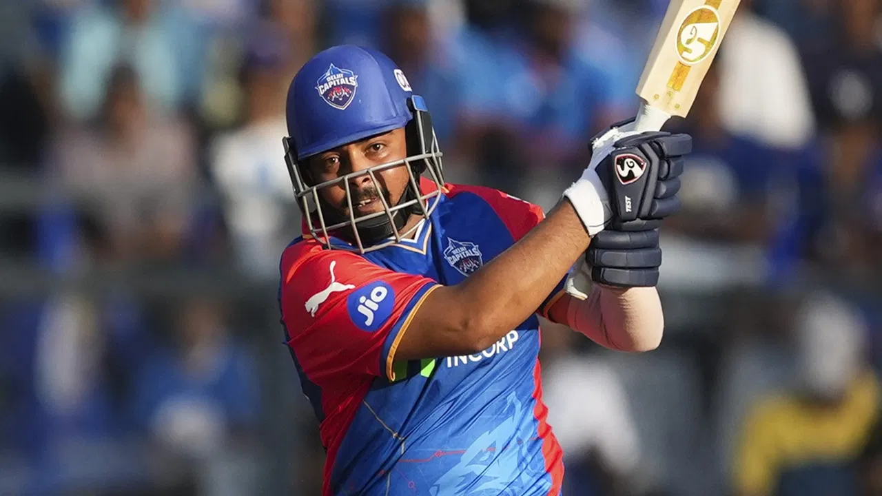 Prithvi Shaw: IPL 2026 Auction के दौरान बड़ी गलती कर गए पृथ्वी शॉ, 75 लाख मिले तो करना पड़ा ये काम Prithvi Shaw: IPL 2026 Auction के दौरान बड़ी गलती कर गए पृथ्वी शॉ, 75 लाख मिले तो करना पड़ा ये काम