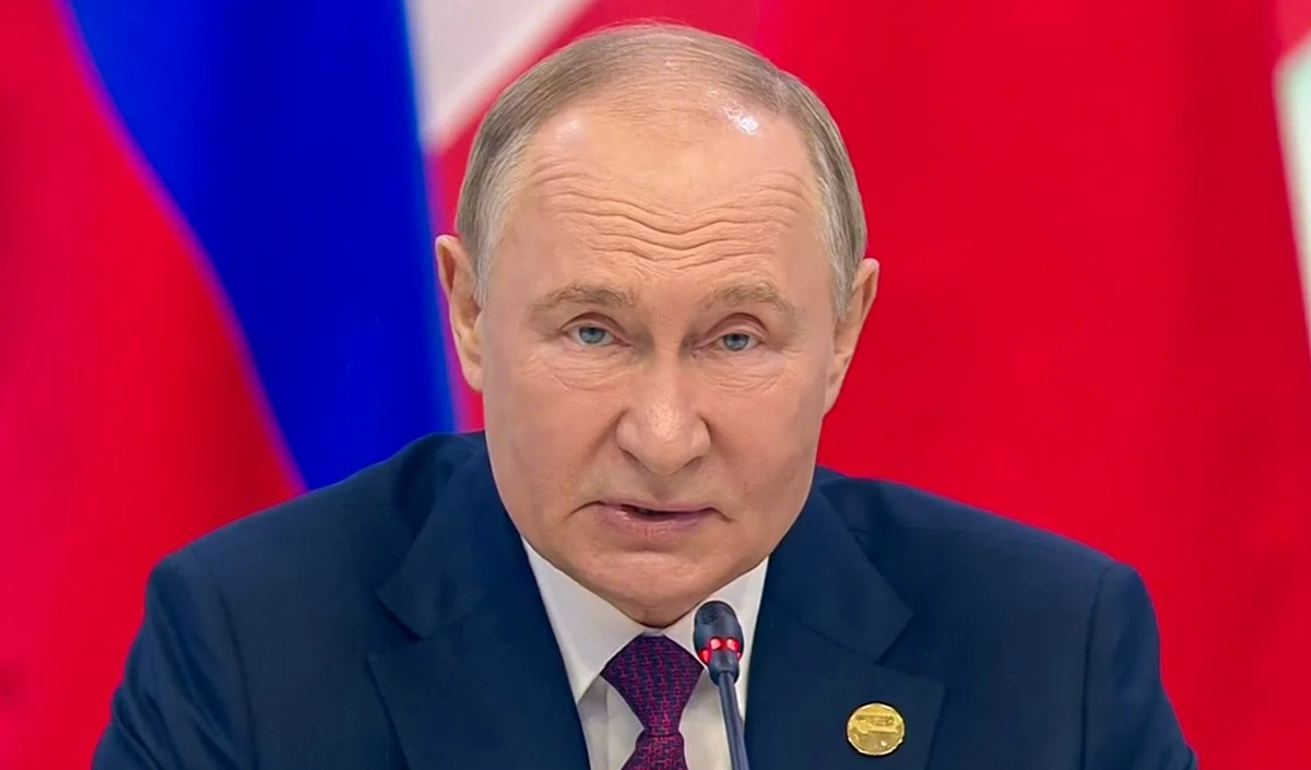 Russia–Ukraine War | यूक्रेन से युद्ध समाप्ति को लेकर अमेरिकी प्रस्ताव में कुछ बिंदुओं पर सहमत नहीं हुआ जा सकता: पुतिन Russia–Ukraine War | यूक्रेन से युद्ध समाप्ति को लेकर अमेरिकी प्रस्ताव में कुछ बिंदुओं पर सहमत नहीं हुआ जा सकता: पुतिन