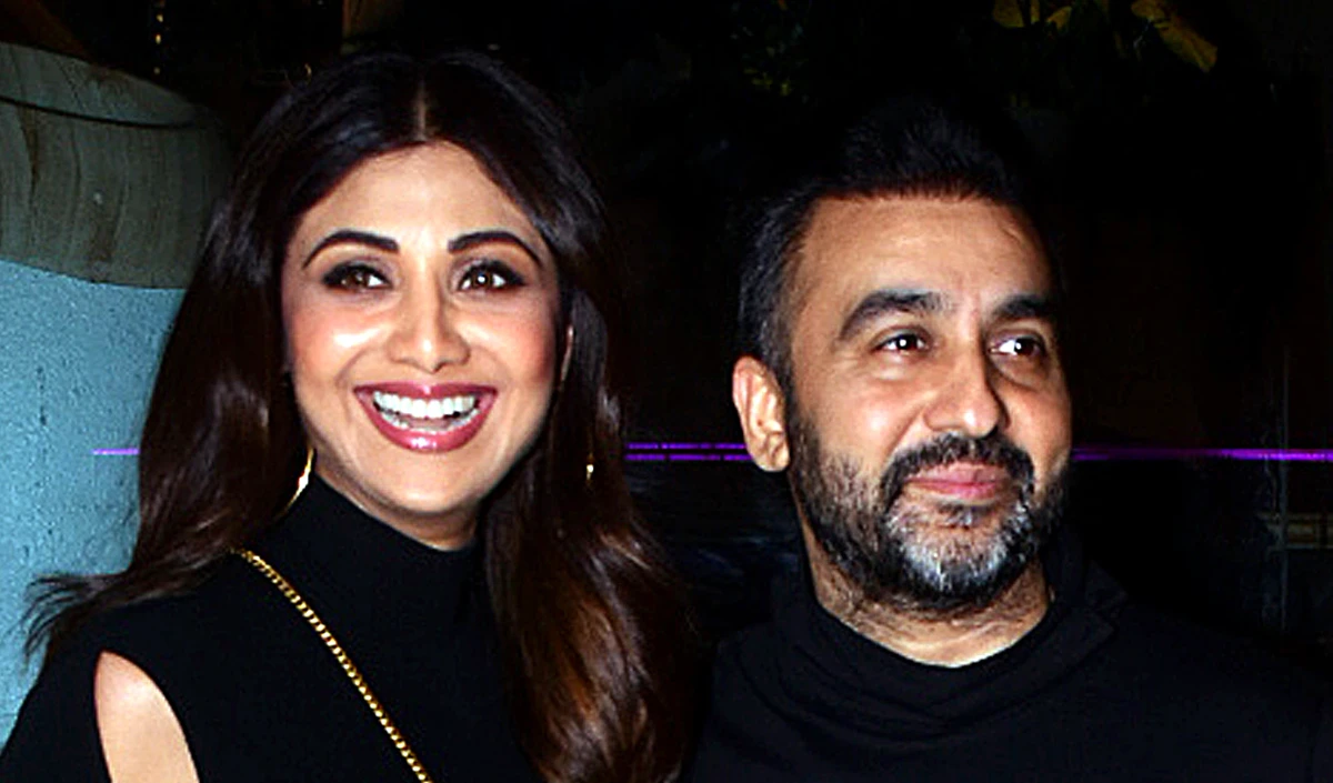 Shilpa Shetty और Raj Kundra के खिलाफ 60 करोड़ केस में खुला नया पन्ना, मुंबई पुलिस ने जोड़ी धोखाधड़ी की नयी धारा Shilpa Shetty और Raj Kundra के खिलाफ 60 करोड़ केस में खुला नया पन्ना, मुंबई पुलिस ने जोड़ी धोखाधड़ी की नयी धारा