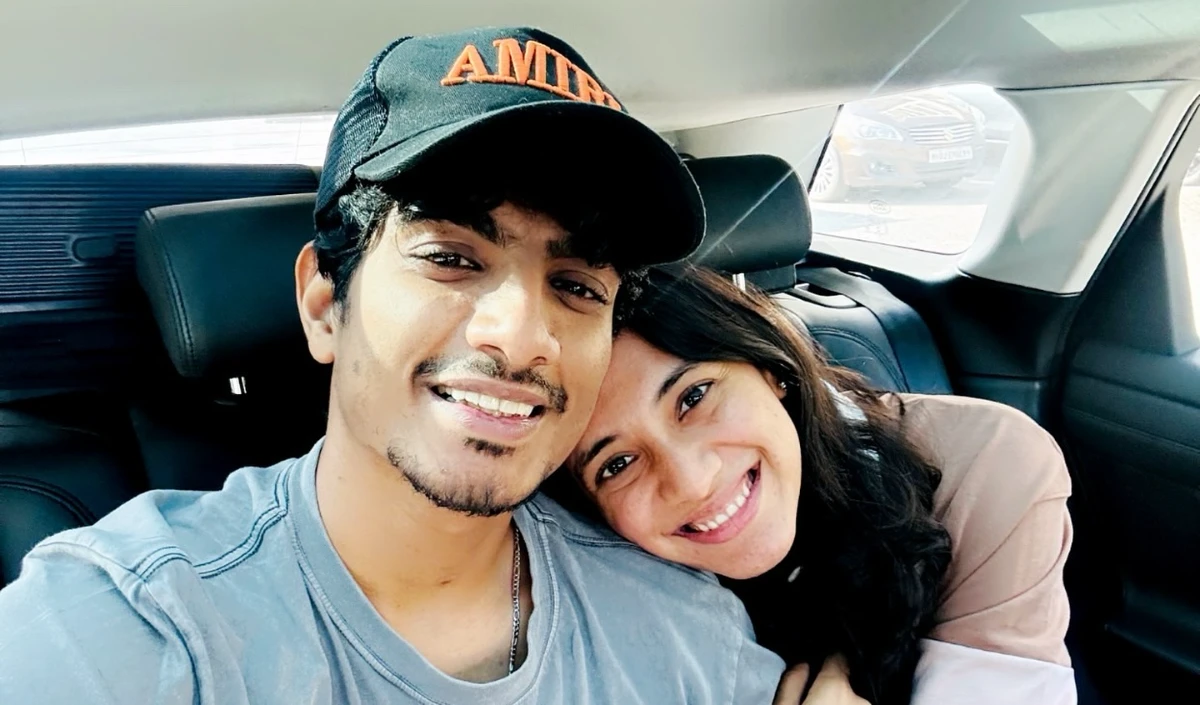Smriti Mandhana से शादी टली, Palash Muchhal पहुंचे प्रेमानंद महाराज के आश्रम, खूब उड़ रही अफवाहों के बीच मांगी शांति Smriti Mandhana से शादी टली, Palash Muchhal पहुंचे प्रेमानंद महाराज के आश्रम, खूब उड़ रही अफवाहों के बीच मांगी शांति
