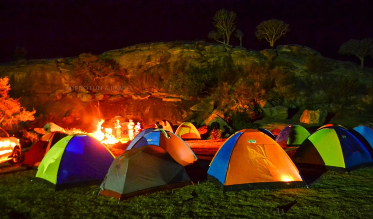 Travel Tips: ठंड में पहाड़ों पर कैंपिंग का है प्लान तो इन 5 बातों का रखें ध्यान, आपकी ट्रिप हो जाएगी शानदार Travel Tips: ठंड में पहाड़ों पर कैंपिंग का है प्लान तो इन 5 बातों का रखें ध्यान, आपकी ट्रिप हो जाएगी शानदार