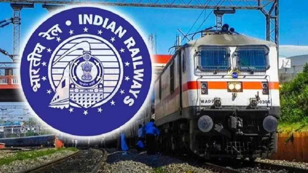Year Ender 2025:कितनी बदली भारतीय रेलवे की तस्वीर? स्पीड से लेकर सेफ्टी तक बड़े फैसले Year Ender 2025:कितनी बदली भारतीय रेलवे की तस्वीर? स्पीड से लेकर सेफ्टी तक बड़े फैसले