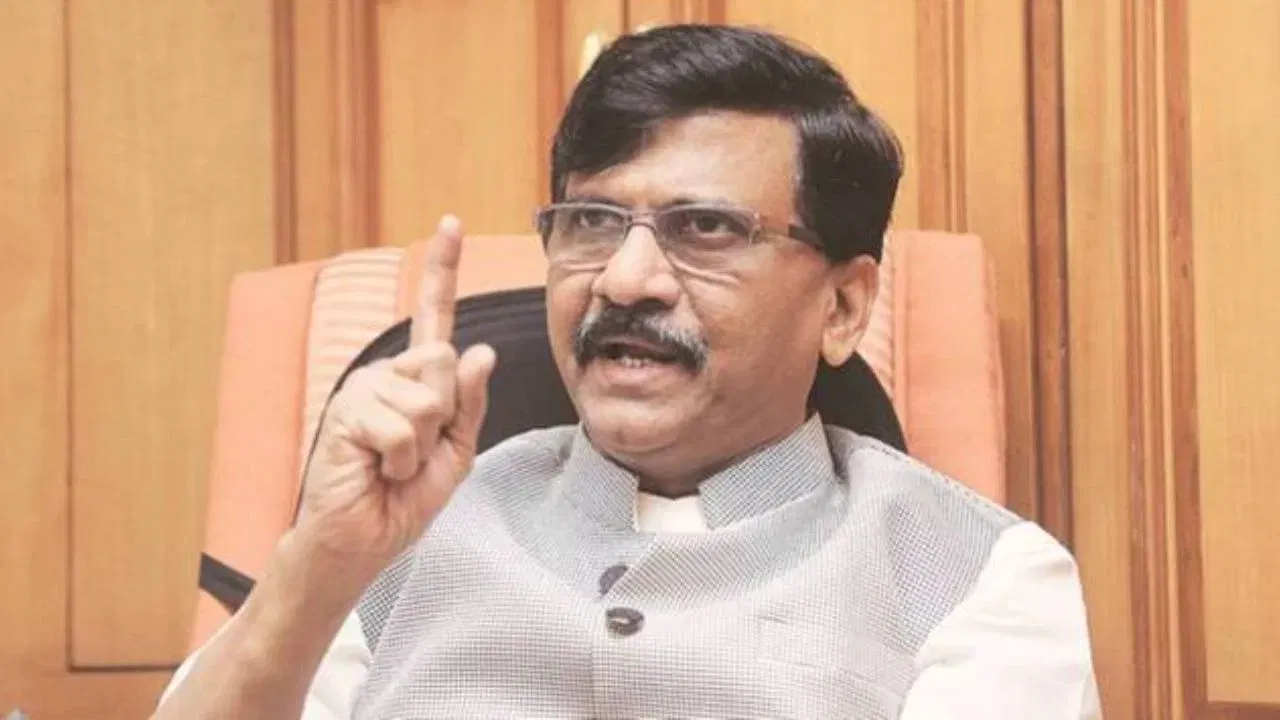 BMC चुनाव के आंकड़ों को शिवसेना UBT ने नकारा, राउत बोले- मुकाबला बहुत करीबी है, इंतजार करिए आज रात धमाका होगा...संजय राउत को मिली बम से उड़ाने की धमकी, घर के बाहर खड़ी कार पर लिखा था मैसेज